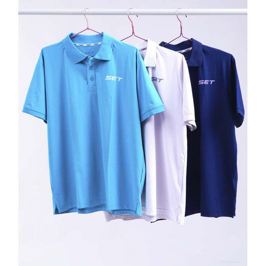 Himmelblaues Polo – Leicht & Stilvoll